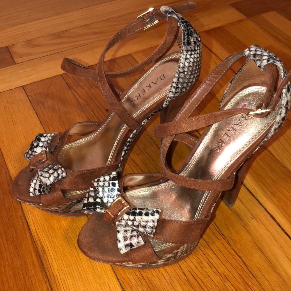 Bakers women’s animal pattern stiletto 👠 heels